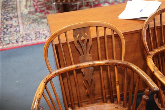 A harlequin set of six 19th century elm, ash and yew Windsor chairs, H.2ft 11in.